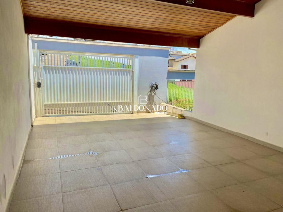Imagem Casa com 3 Quartos à Venda, 227 m² em Centro - Extrema Imagem Casa com 3 Quartos à Venda, 227 m² em Centro - Extrema
