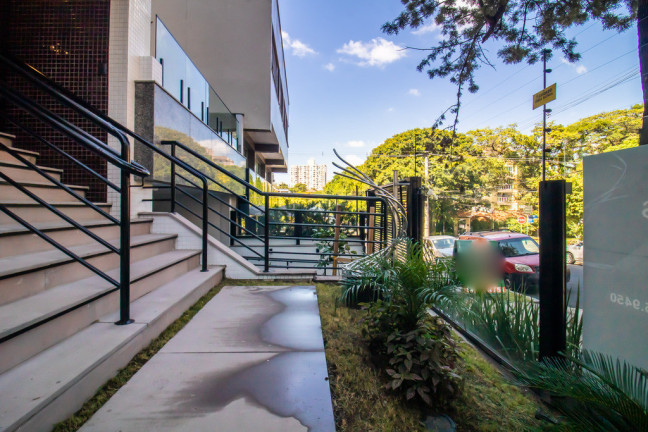 Imagem Apartamento com 3 Quartos à Venda, 147 m² em Bela Vista - Porto Alegre Imagem Apartamento com 3 Quartos à Venda, 147 m² em Bela Vista - Porto Alegre