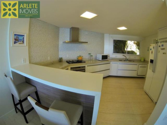 Imagem Casa com 5 Quartos para Alugar ou Temporada, 529 m² em Centro - Porto Belo Imagem Casa com 5 Quartos para Alugar ou Temporada, 529 m² em Centro - Porto Belo