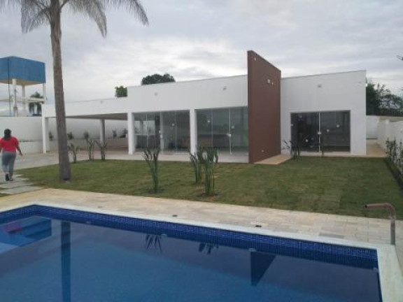 Casa com 4 Quartos à Venda, 260 m² em Chácaras Eldorado - Santa Isabel