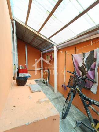 Imagem Casa com 3 Quartos à Venda, 91 m² em Iririú - Joinville
