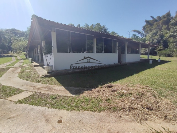Imagem Imóvel com 3 Quartos à Venda, 8.000 m² em Bom Jardim I - Guaratinguetá Imagem Imóvel com 3 Quartos à Venda, 8.000 m² em Bom Jardim I - Guaratinguetá