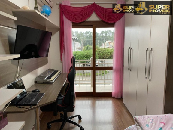 Imagem Casa com 3 Quartos à Venda, 186 m² em Três Vendas - Pelotas