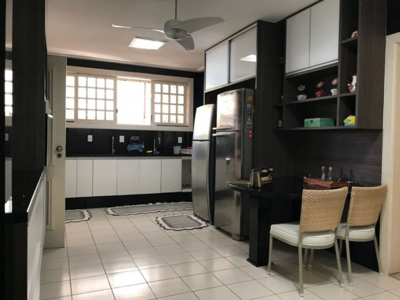 Imagem Casa com 7 Quartos à Venda, 800 m² em Vilas Do Atlântico - Lauro De Freitas Imagem Casa com 7 Quartos à Venda, 800 m² em Vilas Do Atlântico - Lauro De Freitas