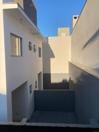 Imagem Casa com 2 Quartos à Venda, 77 m² em Areias Do Meio - Governador Celso Ramos Imagem Casa com 2 Quartos à Venda, 77 m² em Areias Do Meio - Governador Celso Ramos