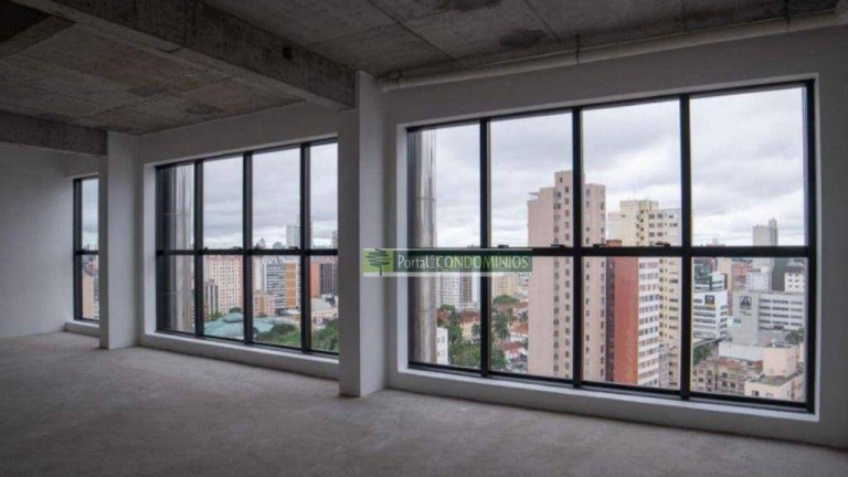 Imagem Sala Comercial à Venda, 327 m² em Centro - Curitiba Imagem Sala Comercial à Venda, 327 m² em Centro - Curitiba