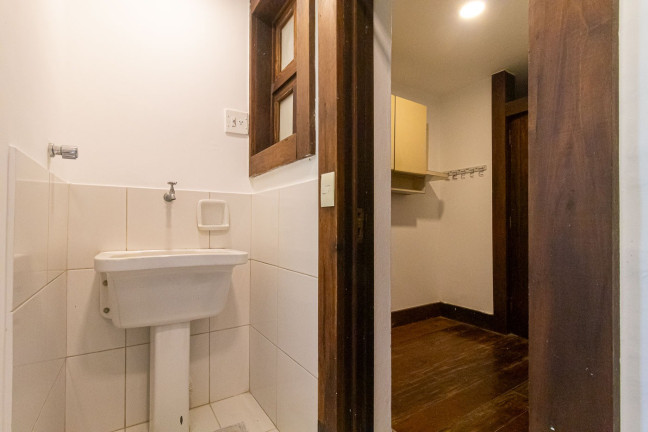 Imagem Casa com 5 Quartos à Venda, 384 m² em São Conrado - Rio De Janeiro Imagem Casa com 5 Quartos à Venda, 384 m² em São Conrado - Rio De Janeiro