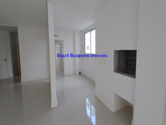 Imagem Imóvel com 3 Quartos à Venda, 162 m² em Centro - Balneário Camboriú Imagem Imóvel com 3 Quartos à Venda, 162 m² em Centro - Balneário Camboriú