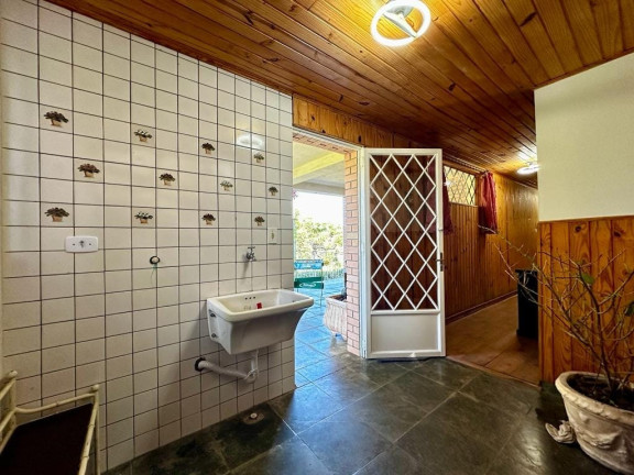 Casa de Condomínio com 4 Quartos à Venda, 170 m² em Condominio Vale Do Sol - Campos Do Jordão