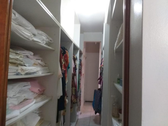 Imagem Casa com 4 Quartos à Venda, 464 m² em Engenheiro Luciano Cavalcante - Fortaleza Imagem Casa com 4 Quartos à Venda, 464 m² em Engenheiro Luciano Cavalcante - Fortaleza