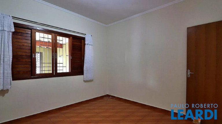 Imagem Casa com 3 Quartos à Venda, 130 m² em Jardim Stella - Santo André Imagem Casa com 3 Quartos à Venda, 130 m² em Jardim Stella - Santo André