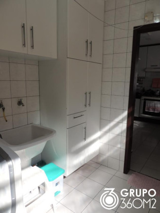Imagem Casa com 2 Quartos à Venda, 257 m² em Vila Cecília Maria - Santo André Imagem Casa com 2 Quartos à Venda, 257 m² em Vila Cecília Maria - Santo André