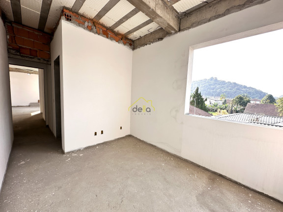 Imagem Casa com 3 Quartos à Venda, 183 m² em Glória - Joinville Imagem Casa com 3 Quartos à Venda, 183 m² em Glória - Joinville