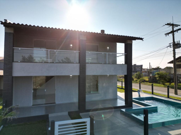 Imagem Casa com 3 Quartos à Venda, 166 m² em Zona Norte - Capao Da Canoa Imagem Casa com 3 Quartos à Venda, 166 m² em Zona Norte - Capao Da Canoa
