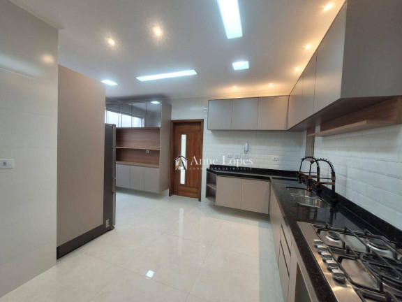 Imagem Casa com 4 Quartos à Venda, 278 m² em Gonzaga - Santos Imagem Casa com 4 Quartos à Venda, 278 m² em Gonzaga - Santos