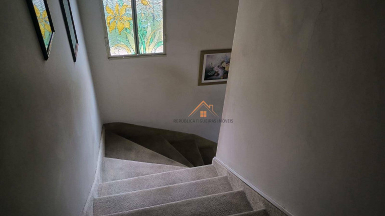 Imagem Casa com 4 Quartos à Venda, 180 m² em Campestre - Santo André