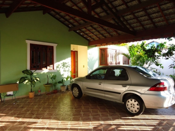 Imagem Casa com 3 Quartos à Venda, 300 m² em Prol. Jd. St. Maria - Jacareí Imagem Casa com 3 Quartos à Venda, 300 m² em Prol. Jd. St. Maria - Jacareí