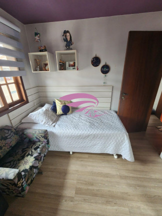 Imagem Casa com 3 Quartos à Venda, 120 m² em Boqueirão - Curitiba Imagem Casa com 3 Quartos à Venda, 120 m² em Boqueirão - Curitiba