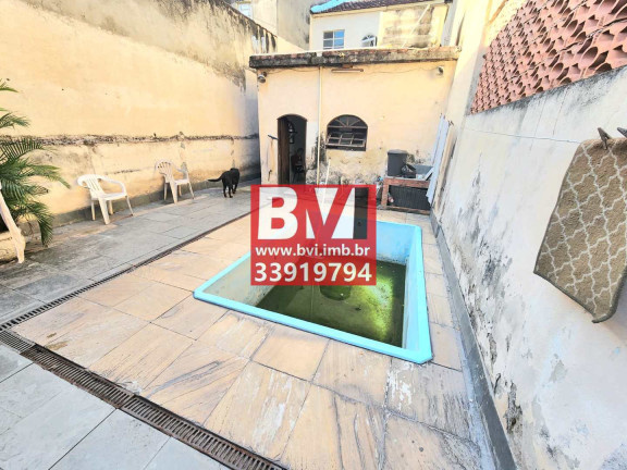 Imagem Casa com 2 Quartos à Venda, 160 m² em Penha - Rio De Janeiro