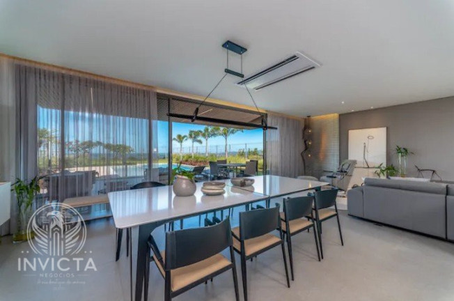 Imagem Casa com 5 Quartos à Venda, 458 m² em Praia Do Estaleiro - Balneário Camboriú Imagem Casa com 5 Quartos à Venda, 458 m² em Praia Do Estaleiro - Balneário Camboriú