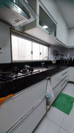 Imagem Casa com 3 Quartos à Venda, 300 m² em Sim - Feira De Santana Imagem Casa com 3 Quartos à Venda, 300 m² em Sim - Feira De Santana