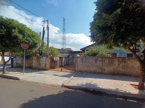 Imagem Casa com 4 Quartos à Venda, 300 m² em Parigot De Souza 2 - Londrina Imagem Casa com 4 Quartos à Venda, 300 m² em Parigot De Souza 2 - Londrina