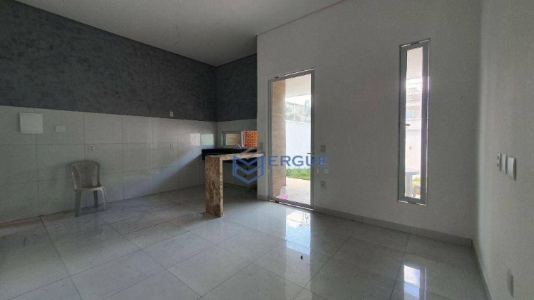Imagem Casa com 3 Quartos à Venda, 93 m² em Centro - Eusébio Imagem Casa com 3 Quartos à Venda, 93 m² em Centro - Eusébio