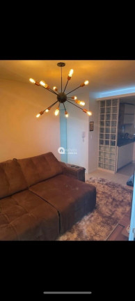 Imagem Apartamento com 2 Quartos à Venda, 54 m²