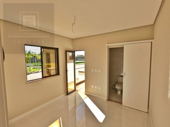 Imagem Casa de Condomínio com 4 Quartos à Venda, 180 m² em Lagoa Redonda - Fortaleza