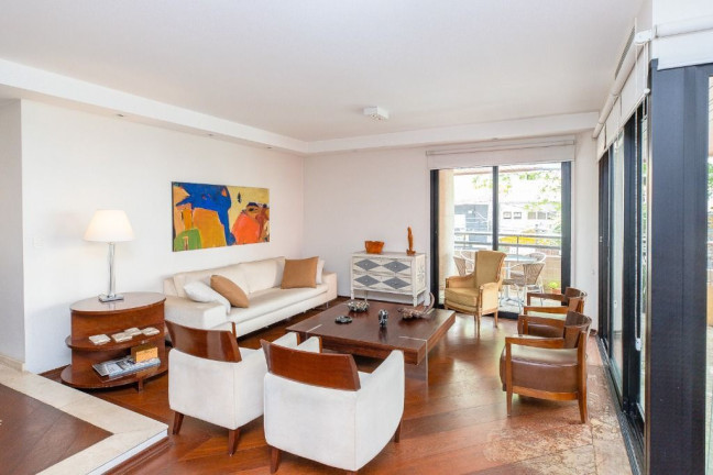 Imagem Apartamento com 4 Quartos à Venda, 220 m² em Moema - São Paulo