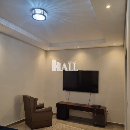 Imagem Casa com 3 Quartos à Venda, 450 m² em Perímetro Urbano - Mirassol