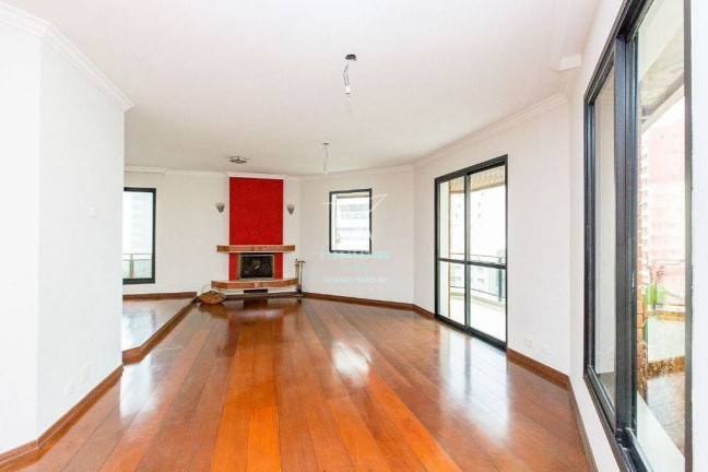 Imagem Apartamento com 3 Quartos à Venda, 205 m² em Itaim Bibi - São Paulo