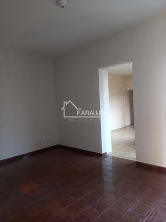 Imagem Casa com 2 Quartos à Venda, 175 m² em Vila Lucy - Sorocaba Imagem Casa com 2 Quartos à Venda, 175 m² em Vila Lucy - Sorocaba