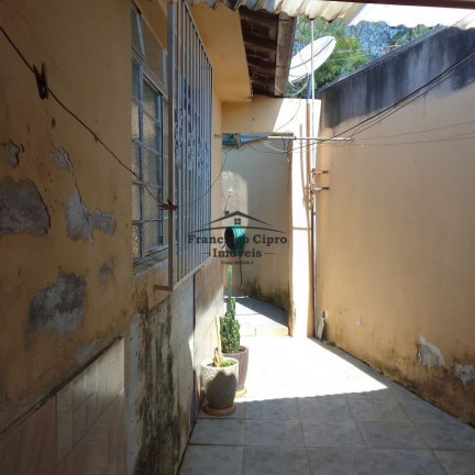 Imagem Casa com 3 Quartos à Venda, 177 m² em Jardim Modelo - Guaratinguetá Imagem Casa com 3 Quartos à Venda, 177 m² em Jardim Modelo - Guaratinguetá