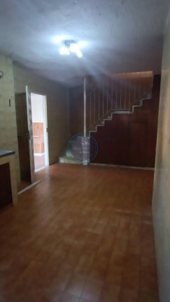 Imagem Casa com 5 Quartos à Venda, 218 m² Imagem Casa com 5 Quartos à Venda, 218 m²