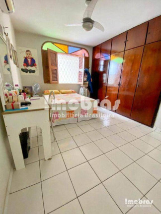 Imagem Casa com 3 Quartos à Venda, 230 m² em Cidade Dos Funcionários - Fortaleza Imagem Casa com 3 Quartos à Venda, 230 m² em Cidade Dos Funcionários - Fortaleza
