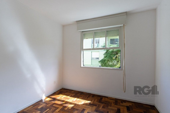Imagem Apartamento com 3 Quartos à Venda, 50 m² em Cristal - Porto Alegre Imagem Apartamento com 3 Quartos à Venda, 50 m² em Cristal - Porto Alegre