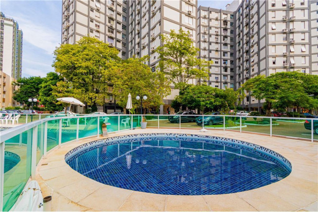 Imagem Imóvel com 2 Quartos à Venda, em Boa Vista - Porto Alegre Imagem Imóvel com 2 Quartos à Venda, em Boa Vista - Porto Alegre