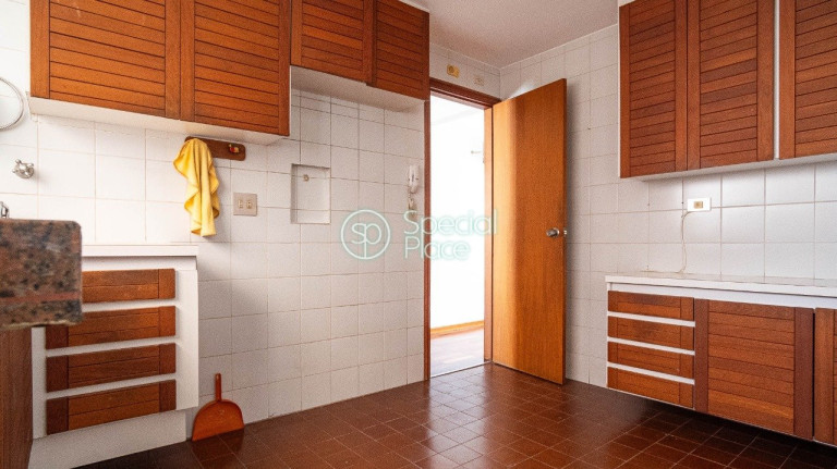 Imagem Apartamento com 3 Quartos à Venda, 220 m² em Itaim Bibi - São Paulo Imagem Apartamento com 3 Quartos à Venda, 220 m² em Itaim Bibi - São Paulo