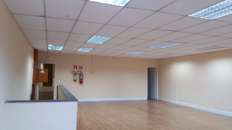 Imagem Galpão para Alugar, 800 m² em Alphaville Industrial - Barueri