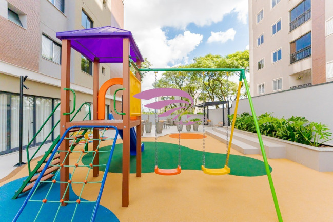 Imagem Imóvel com 2 Quartos à Venda, 110 m² em Novo Mundo - Curitiba Imagem Imóvel com 2 Quartos à Venda, 110 m² em Novo Mundo - Curitiba