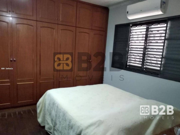 Imagem Casa com 3 Quartos à Venda, 300 m² em Vila Mariana - Bauru Imagem Casa com 3 Quartos à Venda, 300 m² em Vila Mariana - Bauru