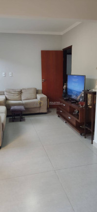 Imagem Casa com 3 Quartos à Venda, 330 m² em Jardim Flamboyant - Botucatu Imagem Casa com 3 Quartos à Venda, 330 m² em Jardim Flamboyant - Botucatu