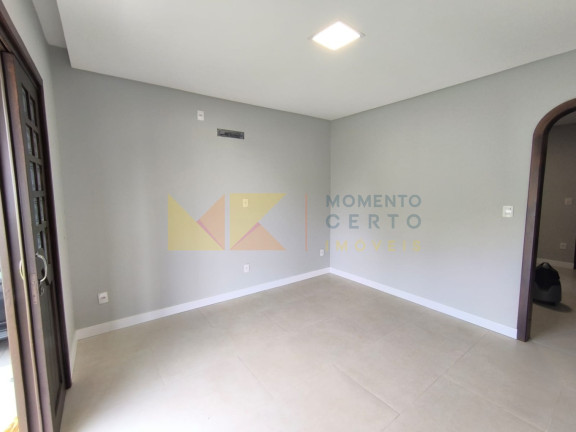 Imagem Casa com 3 Quartos à Venda, 230 m² em Tribess - Blumenau