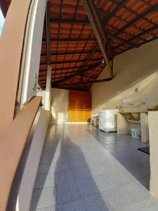 Imagem Casa com 5 Quartos à Venda, em Vale Dos Pinheiros - Nova Friburgo Imagem Casa com 5 Quartos à Venda, em Vale Dos Pinheiros - Nova Friburgo