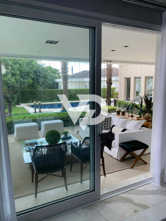 Imagem Casa de Condomínio com 5 Quartos à Venda, 1.800 m² em Alphaville - Barueri Imagem Casa de Condomínio com 5 Quartos à Venda, 1.800 m² em Alphaville - Barueri