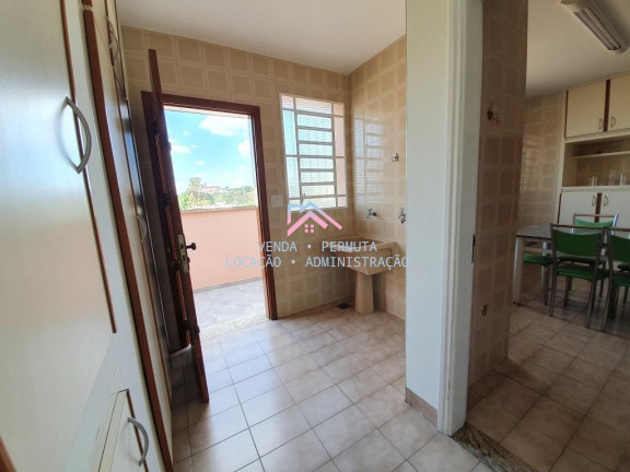 Imagem Casa com 3 Quartos à Venda, 207 m² em Vila São José - Várzea Paulista Imagem Casa com 3 Quartos à Venda, 207 m² em Vila São José - Várzea Paulista