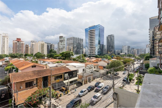 Imagem Apartamento com 3 Quartos à Venda, 180 m² em Vila Nova Conceição - São Paulo Imagem Apartamento com 3 Quartos à Venda, 180 m² em Vila Nova Conceição - São Paulo