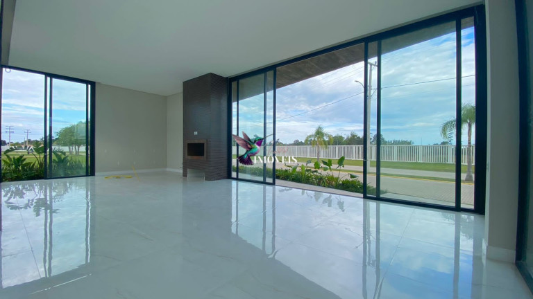 Imagem Casa de Condomínio com 4 Quartos à Venda, 324 m² em Centro - Capão Da Canoa Imagem Casa de Condomínio com 4 Quartos à Venda, 324 m² em Centro - Capão Da Canoa