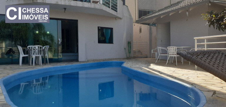Imagem Sobrado com 5 Quartos à Venda, 516 m² em Fazenda - Itajaí Imagem Sobrado com 5 Quartos à Venda, 516 m² em Fazenda - Itajaí